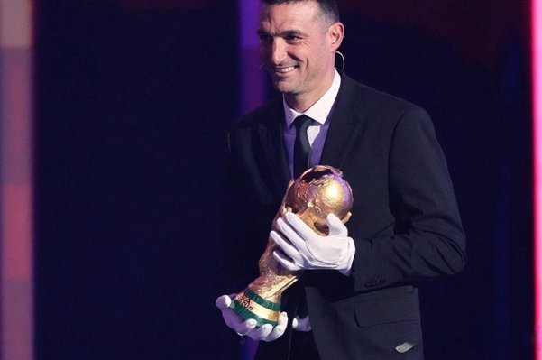 科贝：皇马已联系阿根廷主帅斯卡洛尼，希望他来执教球队