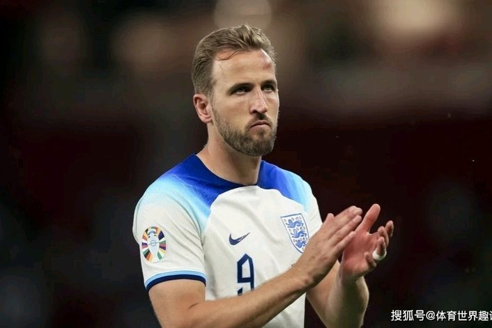 镜报首席：凯恩最可能再留拜仁1年，之后回英超打破进球纪录