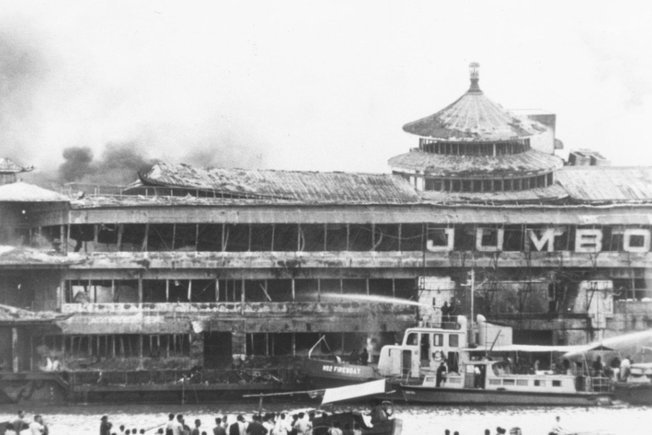 玉昆暂0-1河南，两球被吹，VAR频现争议