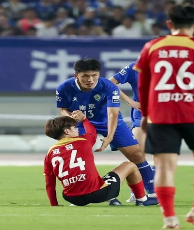 戴宥哲苏超首秀亮点：南京队新援顶破僵局