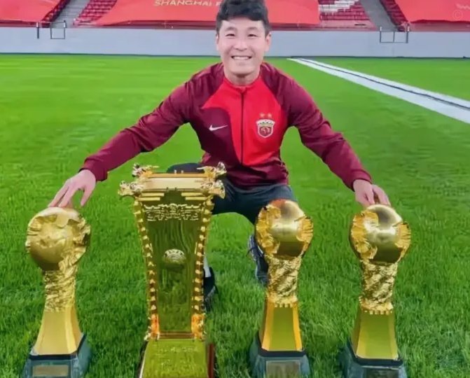 曹赟定：人家小孩喜欢武磊很正常，非得年年30场德比